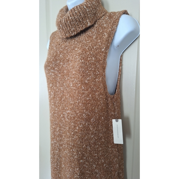 Anthropologie | Sleeveless Turtleneck Tan Slit Sides Knit Dress - Picture 4 of 9